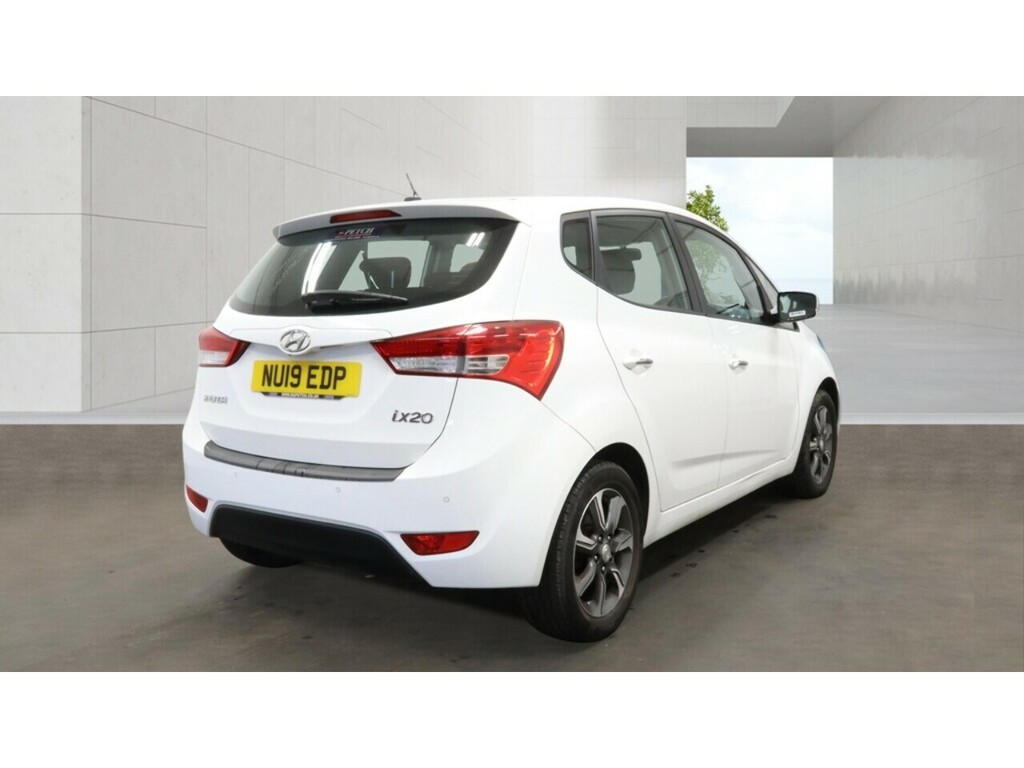 Hyundai Ix20 1.6 Se Nav Hatchback Euro 6 125 P White #4