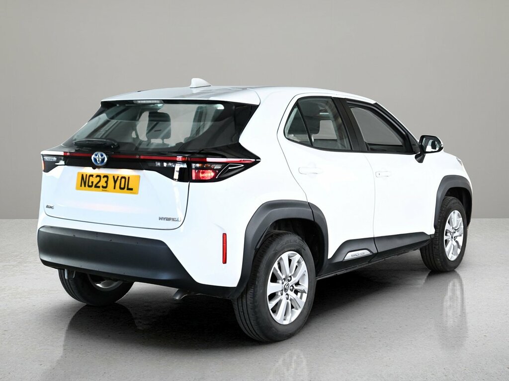 Toyota Yaris Cross 1.5 Vvt-h Icon Suv Hybrid E-cvt Euro 6 White #4