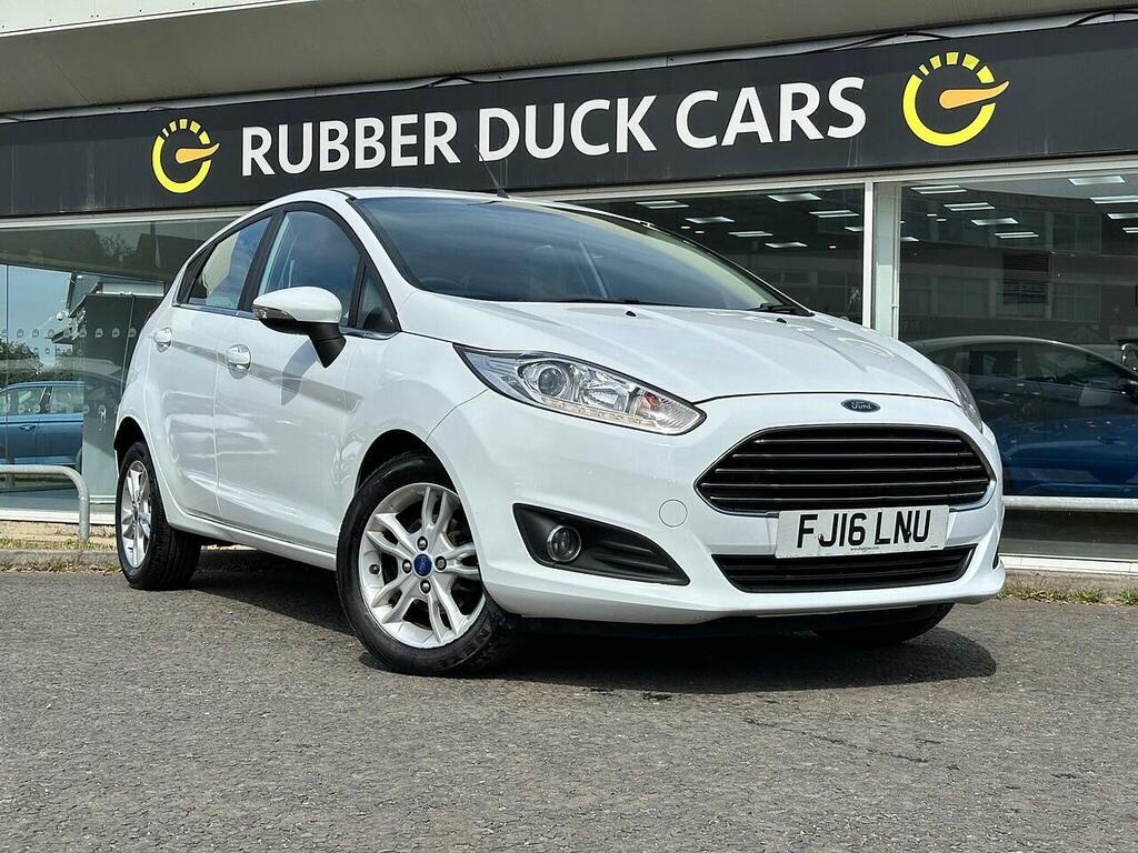 Ford Fiesta 1.0T Ecoboost Zetec Euro 6 Ss White