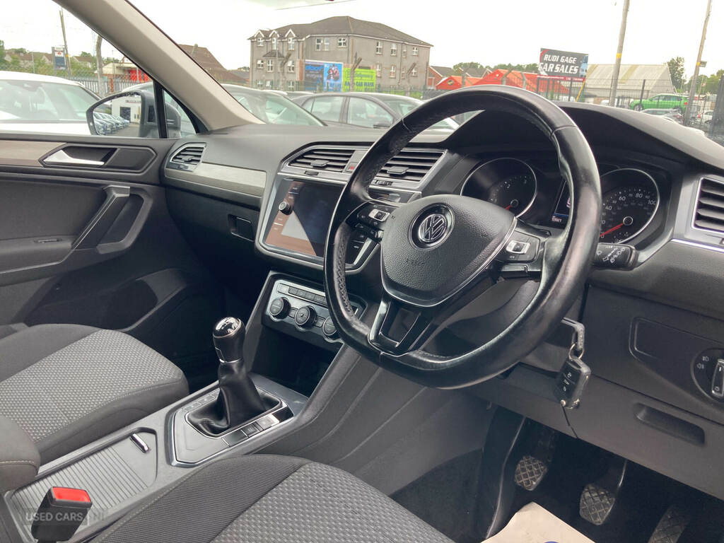 Volkswagen Tiguan Allspace Match White #9