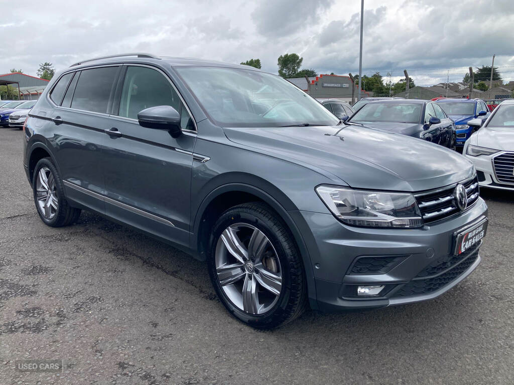 Volkswagen Tiguan Allspace Match White #1