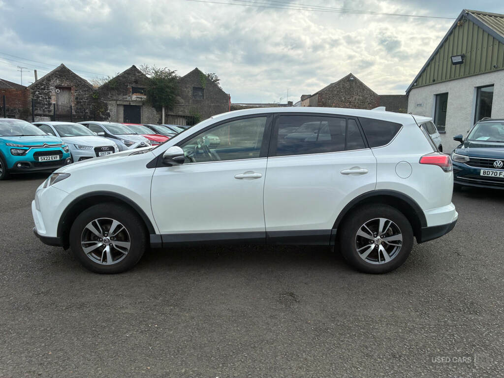 Toyota Rav 4 2.0 D-4d Business Edition Tss 2Wd White #4