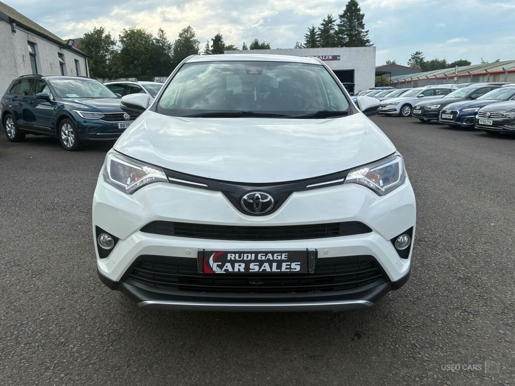 Toyota Rav 4 2.0 D-4d Business Edition Tss 2Wd White #2