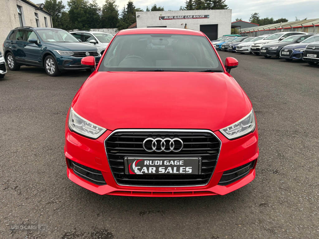 Audi A1 1.4 Tfsi S Line Red #2
