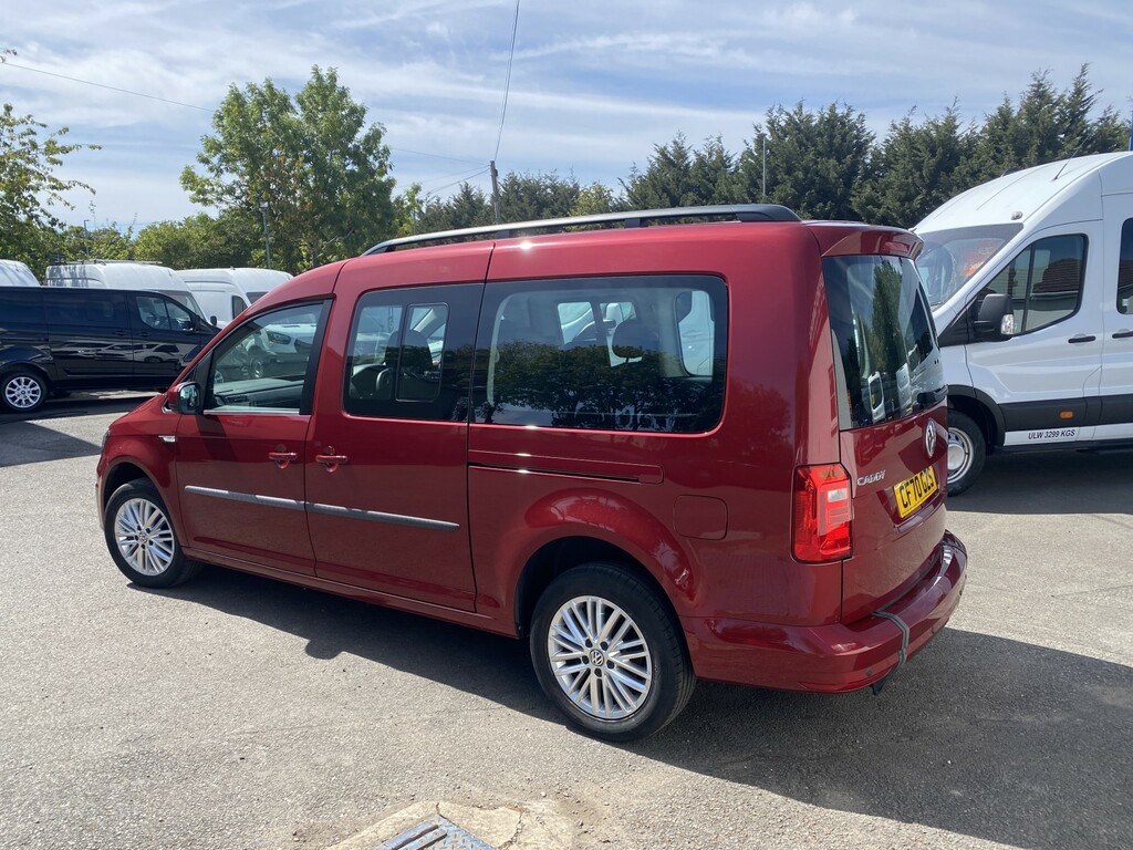 Volkswagen Caddy Maxi Life 2.0 Tdi Red #5