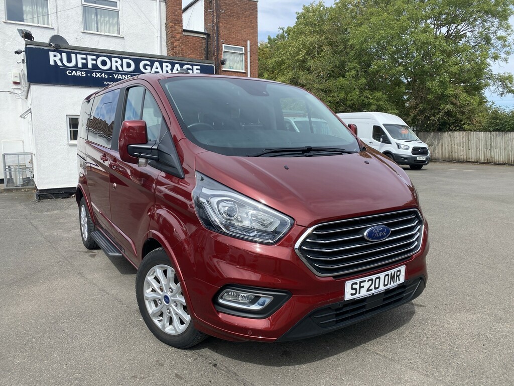 Ford Tourneo Custom 2.0 320 Ecoblue Titanium Red