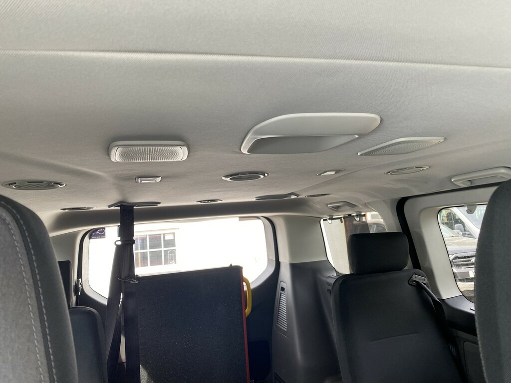 Ford Tourneo Custom 2.0 Ecoblue 130Ps Low Roof 8 Seater Zetec White #36