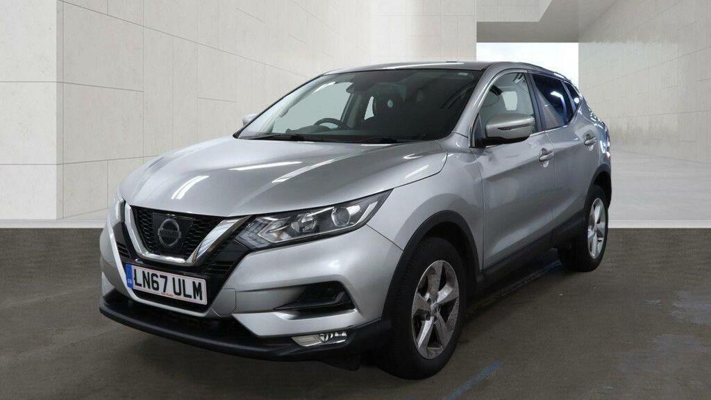 Nissan Qashqai 1.2 Dig-t N-connecta Silver #1