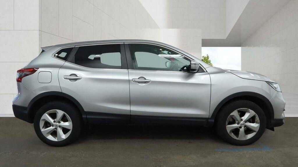 Nissan Qashqai 1.2 Dig-t N-connecta Silver #4