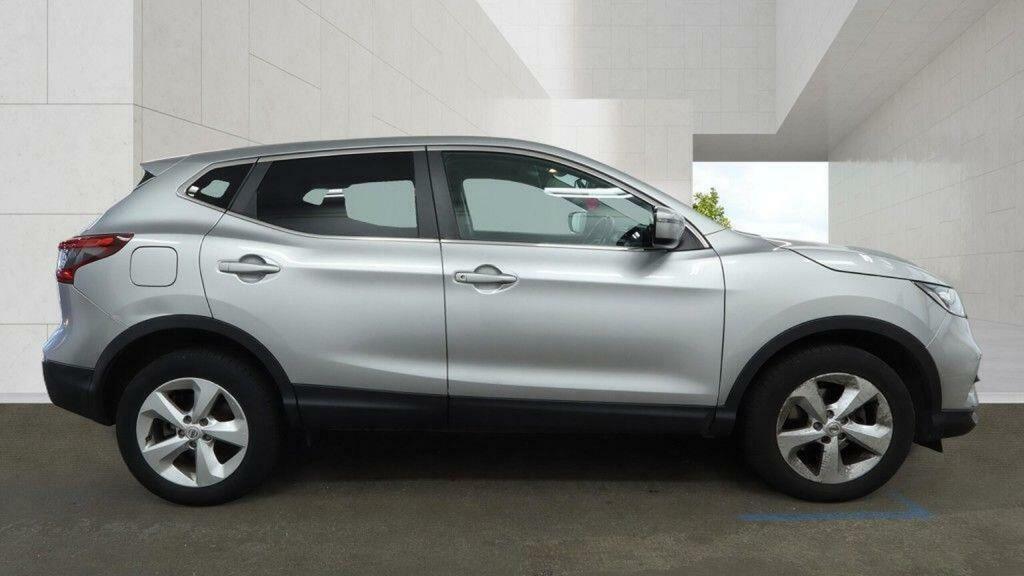Nissan Qashqai 1.2 Dig-t N-connecta Silver #13