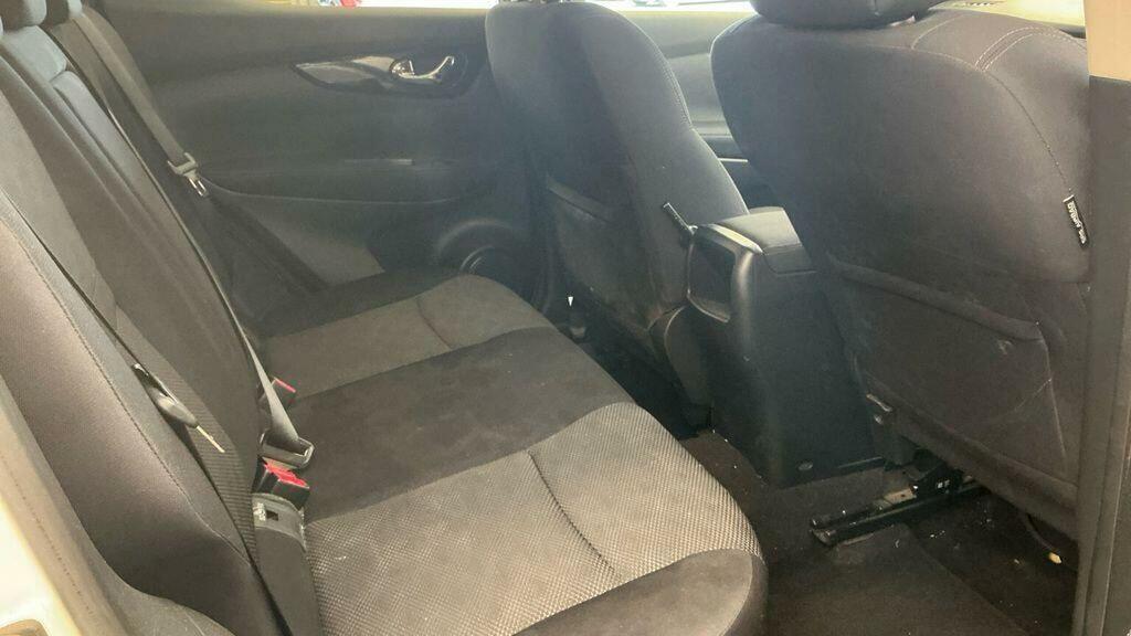 Nissan Qashqai 1.5 Dci Acenta Zero Tax Low Miles Sat Nav Dab White #10