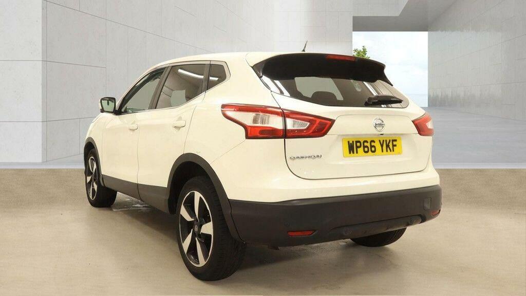 Nissan Qashqai 1.5 Dci Acenta Zero Tax Low Miles Sat Nav Dab White #3