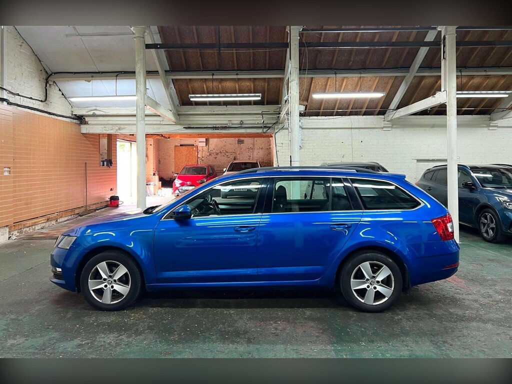 Skoda Octavia 1.6 Tdi Se Technology Estate Eur Blue #5