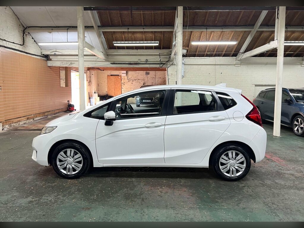 Honda Jazz 1.3 I-vtec S Cvt Euro 6 Ss White #4