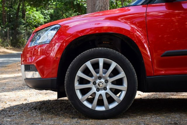 Skoda Yeti 2014 2.0 Tdi Elegance Outdoor Eu KM14OZD Red #6