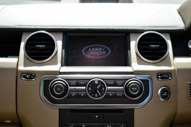 Land Rover Discovery 4 3L Gs White #11