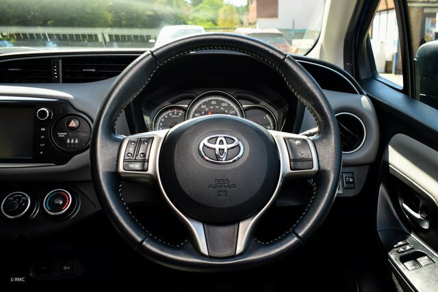 Toyota Yaris 1.0 Vvt-i Icon  #13