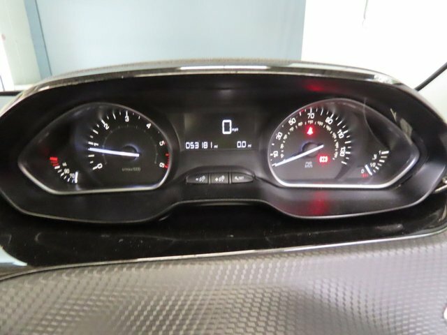 Peugeot 2008 Suv 1.2 Puretech Allure Euro 6 201666 White #8