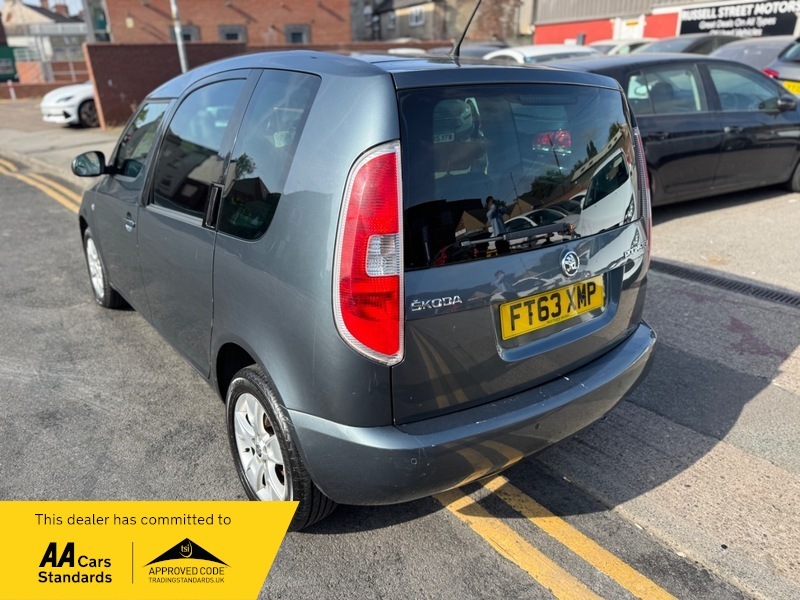 Skoda Roomster 1.2 Tsi Se Silver #11