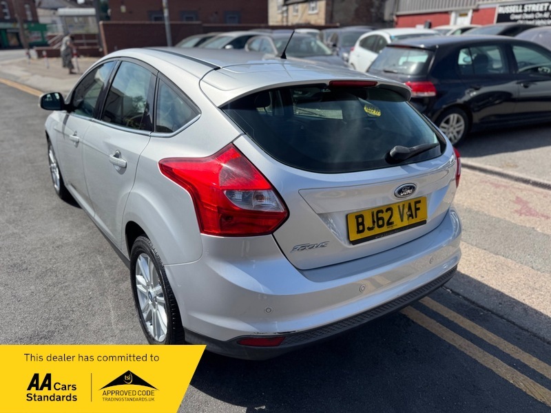 Ford Focus 1.0 Ecoboost Zetec One Family Owner - Bluet Red #11