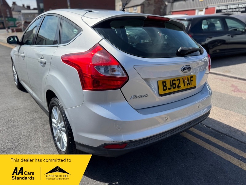 Ford Focus 1.0 Ecoboost Zetec One Family Owner - Bluet Red #12