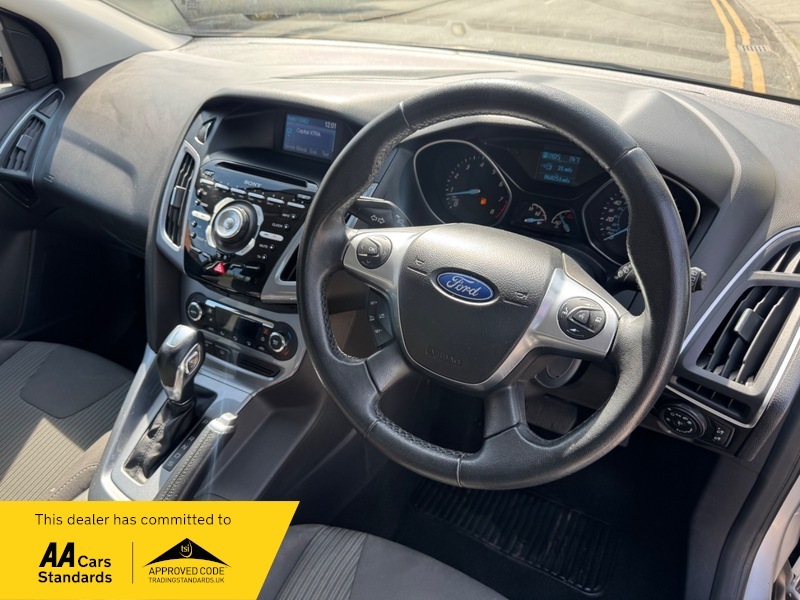 Ford Focus 1.0 Ecoboost Zetec One Family Owner - Bluet Red #19