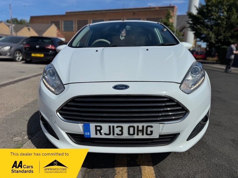 Ford Fiesta 1.6 Titanium Powershift Euro White #4