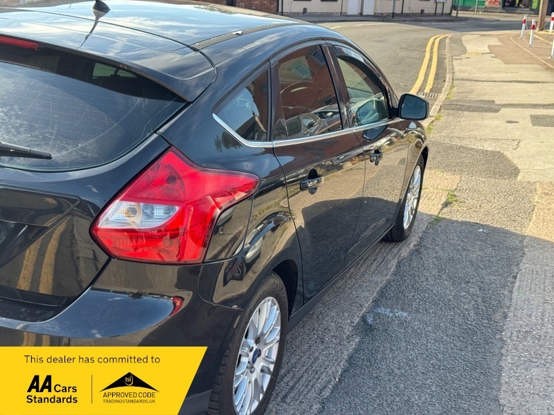 Ford Focus Estate 1.0T Ecoboost Titanium Estate Ma White #17