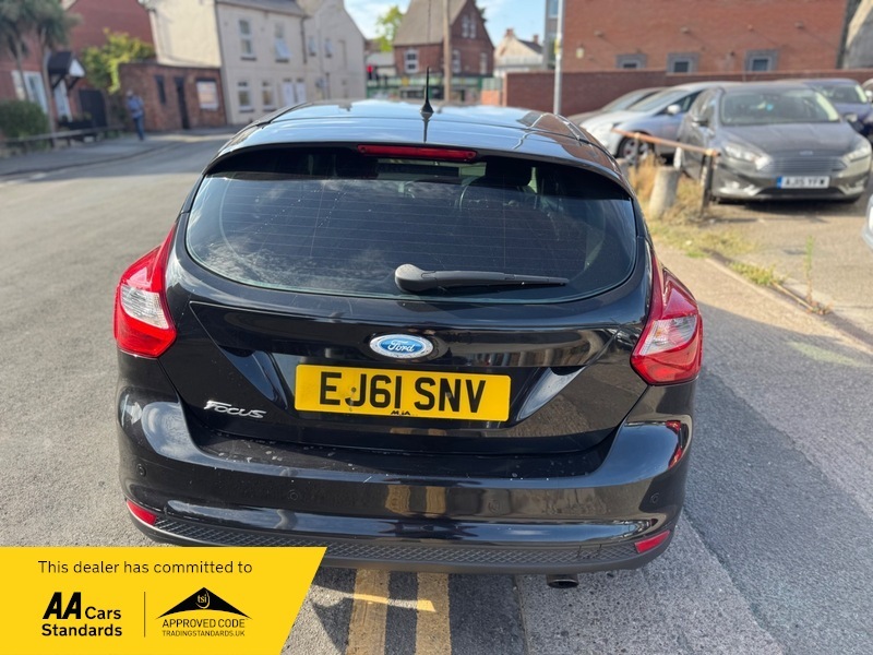 Ford Focus Estate 1.0T Ecoboost Titanium Estate Ma White #9