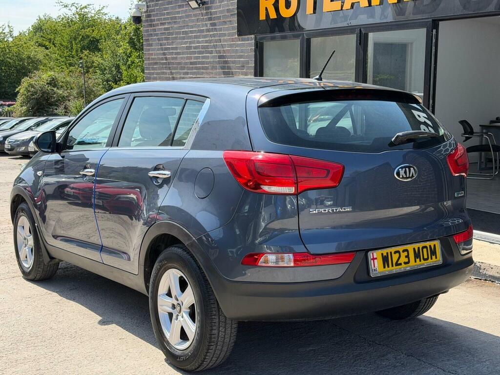 Kia Sportage 1.6 2 Isg 133 Bhp Black #6