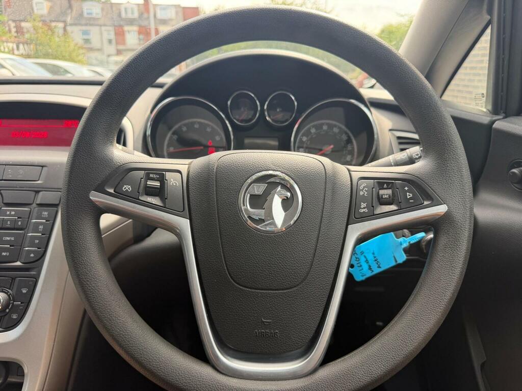 Vauxhall Astra 1.4 16V Excite Euro 5 Silver #30