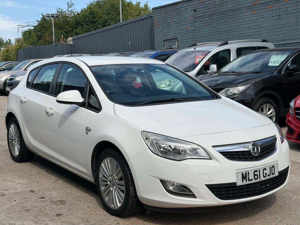 Vauxhall Astra 1.4 16V Excite Euro 5 White #3