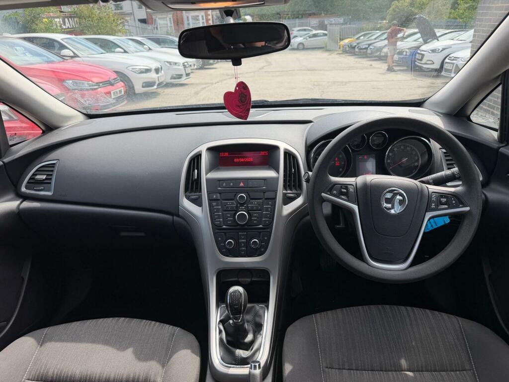 Vauxhall Astra 1.4 16V Excite Euro 5 Silver #24