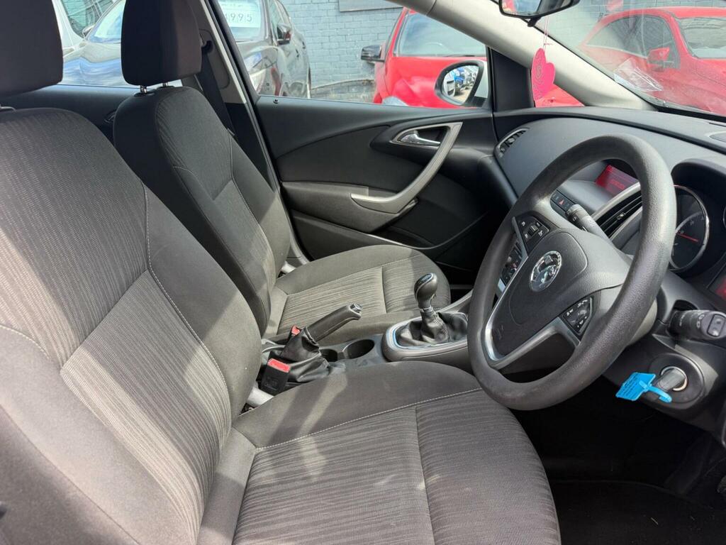 Vauxhall Astra 1.4 16V Excite Euro 5 Silver #10