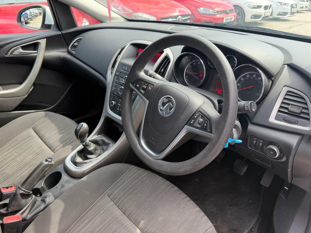Vauxhall Astra 1.4 16V Excite Euro 5 Silver #11