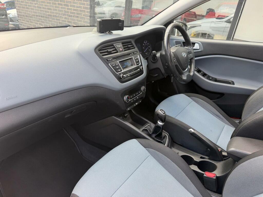 Hyundai I20 1.4 Se Euro 6 Grey #17