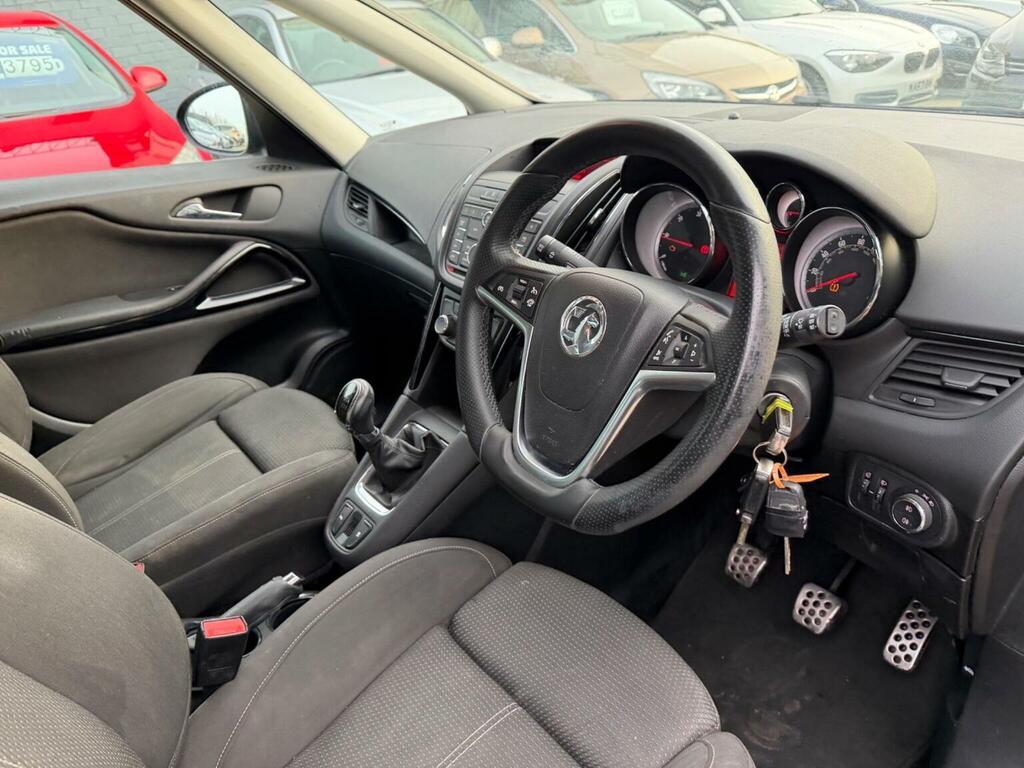 Vauxhall Zafira Tourer Exclusiv Blue #44