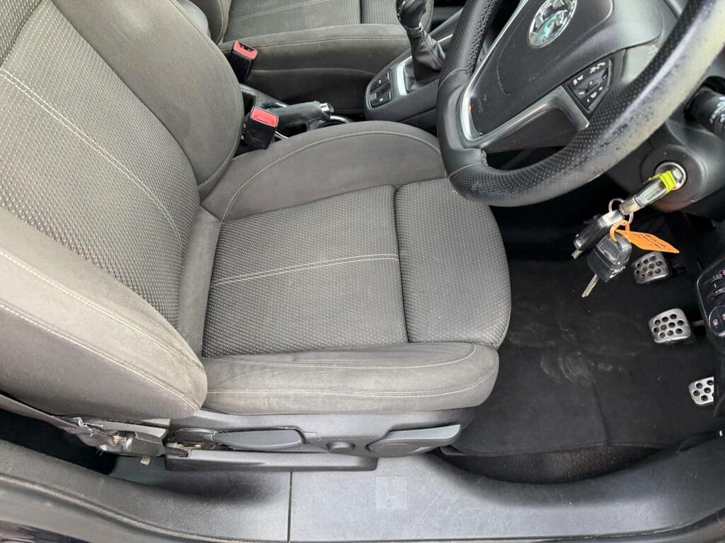 Vauxhall Zafira Tourer Exclusiv Blue #23