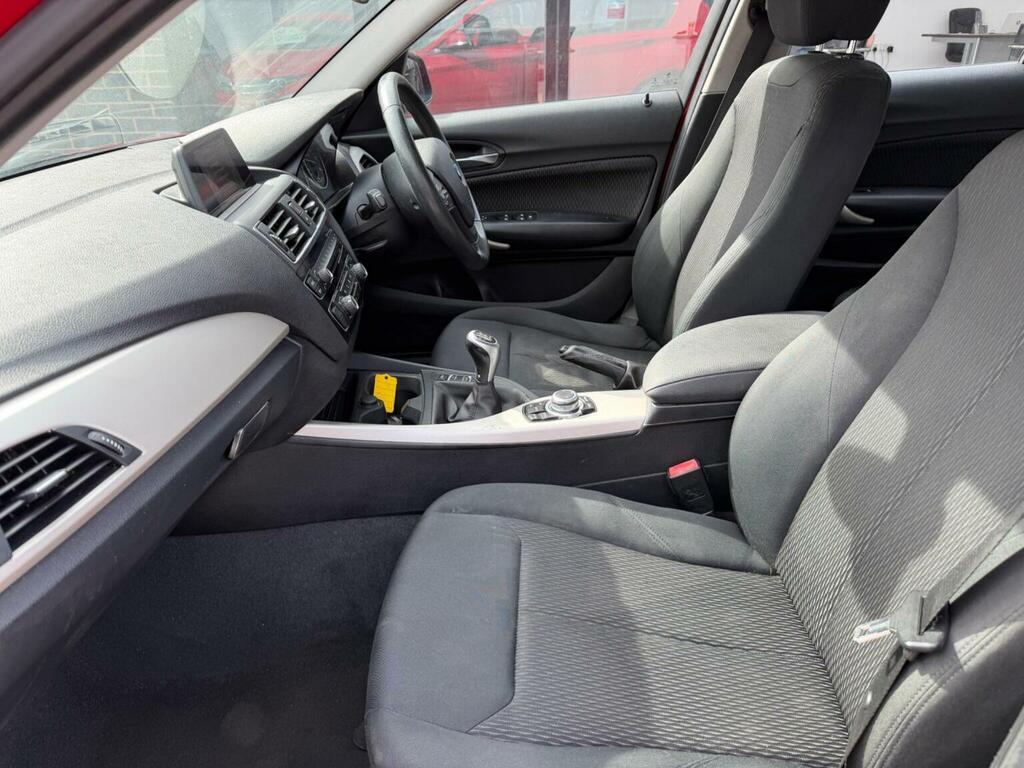 BMW 1 Series 2.0L 120D Xdrive M Sport 188 Bhp White #51