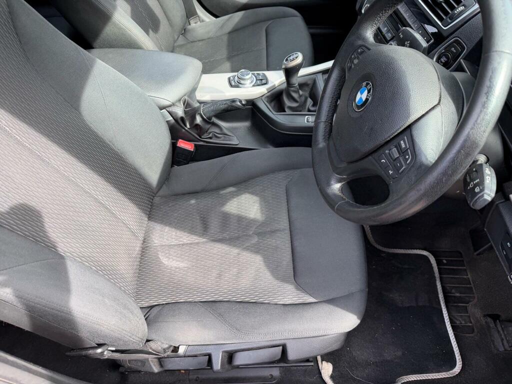 BMW 1 Series 2.0L 120D Xdrive M Sport 188 Bhp White #25