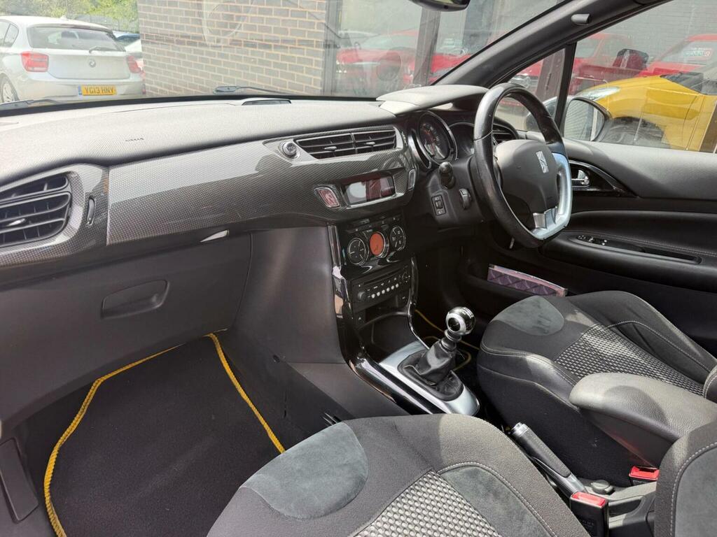 Citroen DS3 1.6 Hdi Orla Kiely Hatchback Eur White #16