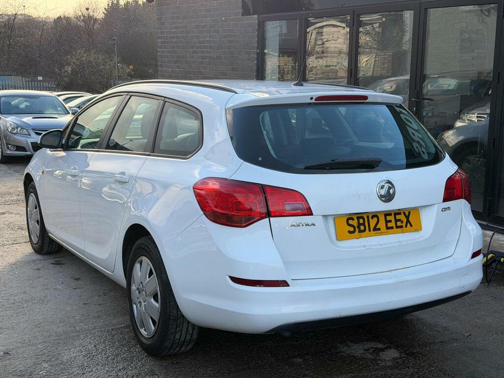 Vauxhall Astra 1.7 Cdti Ecoflex Exclusiv Sports Tourer Euro 5 S White #6