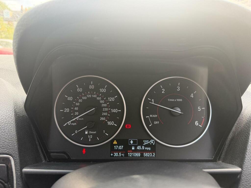 BMW 1 Series 1.6 116I Sport Hatchback Euro 6 White #31