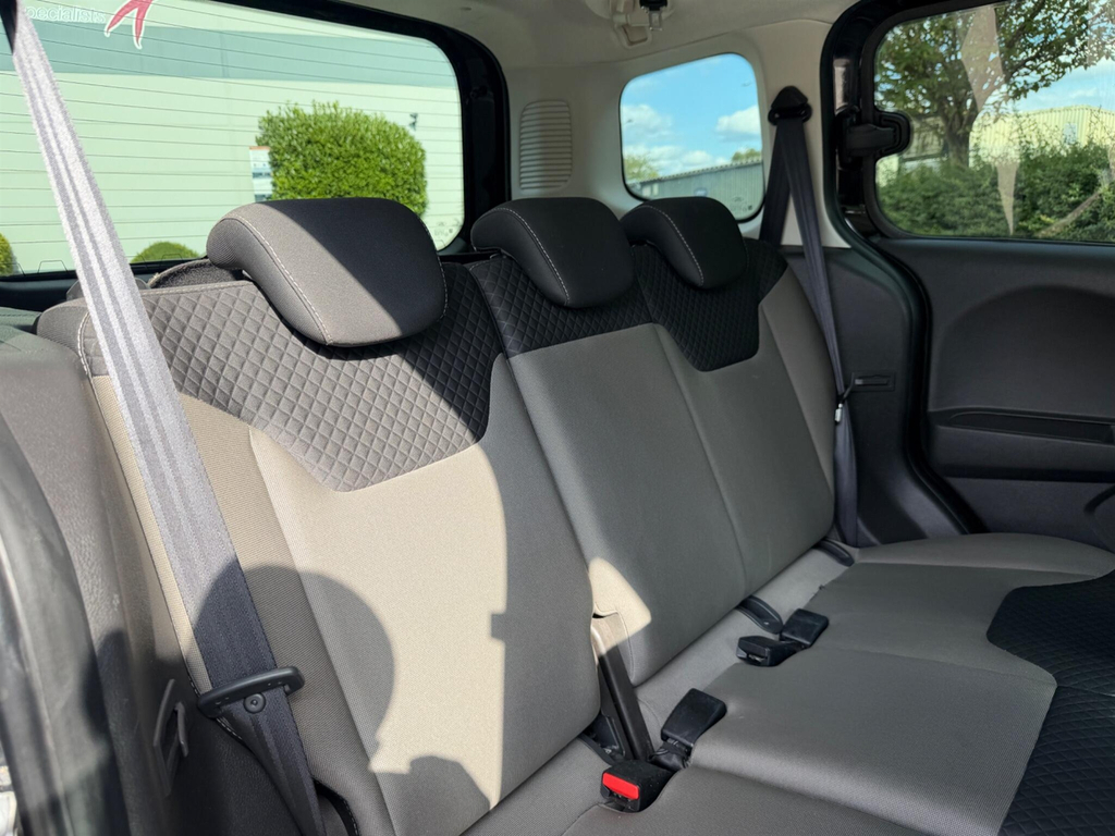 Ford Tourneo Courier 1.0 Ecoboost Zetec Euro 6 Black #3