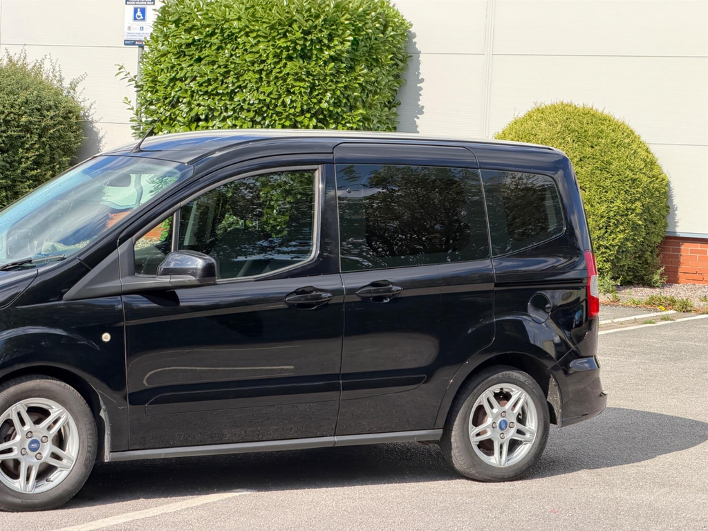 Ford Tourneo Courier Tourneo Courier Zetec Tdci Blue #23