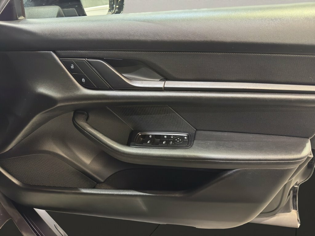 Porsche Taycan Performance Plus 93.4Kwh Turbo S 4Wd #19