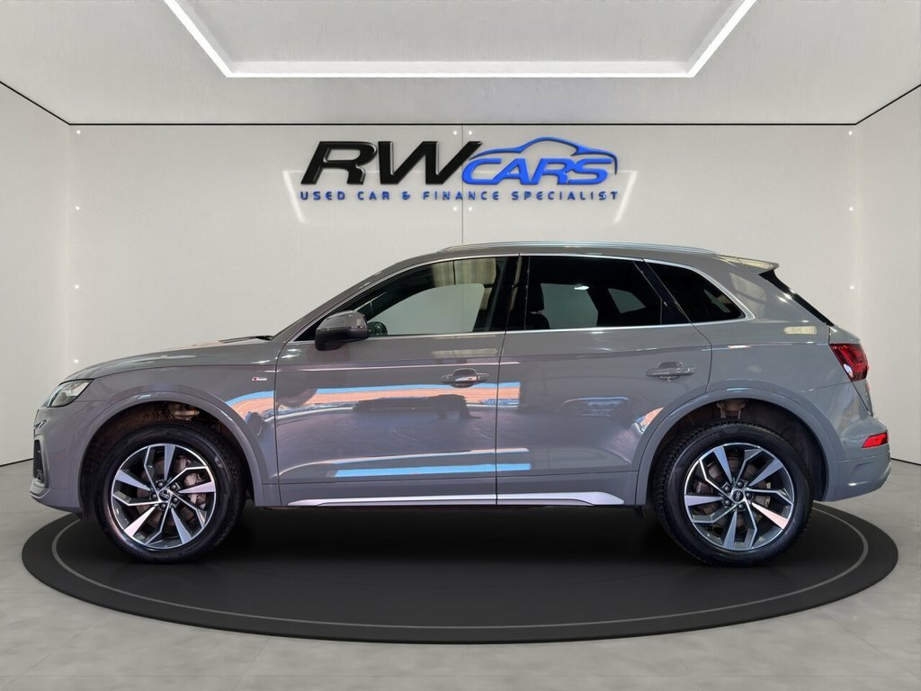 Audi Q5 2L S Line Grey