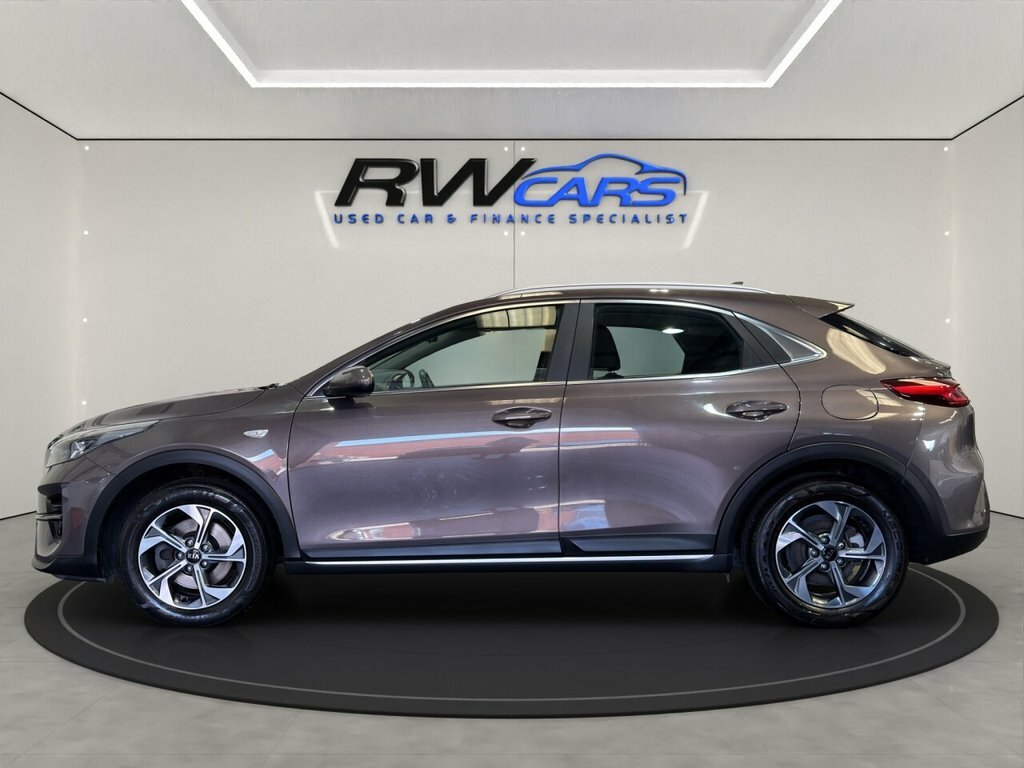 Kia Xceed Suv Brown #2