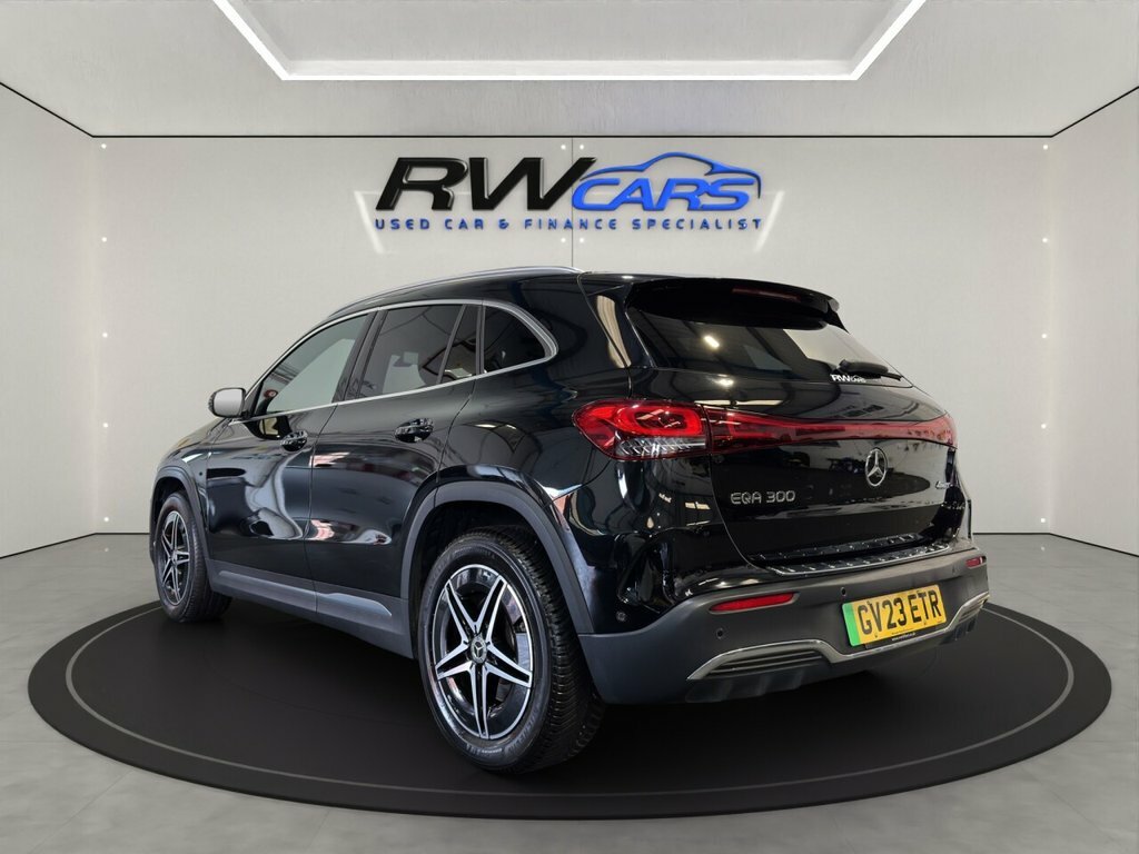 Mercedes-Benz EQA Suv Black #2