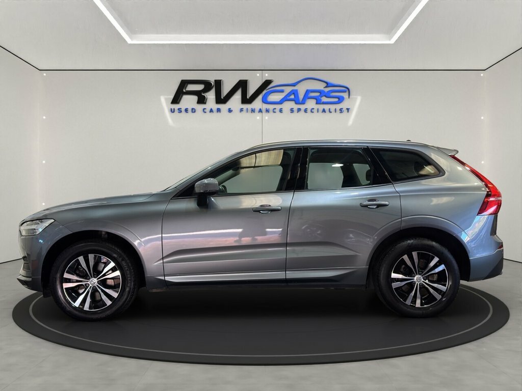 Volvo XC60 2L Momentum Grey #2